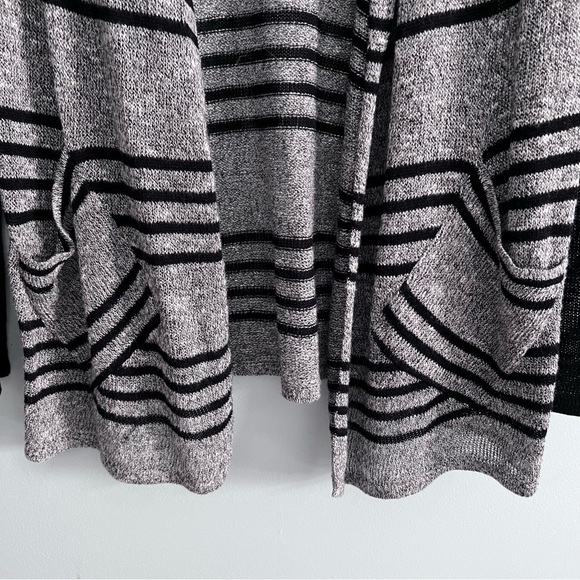 Chico’s Easywear Alastrina Striped Gray Black Open Front Light Knit Cardigan - Picture 9 of 13
